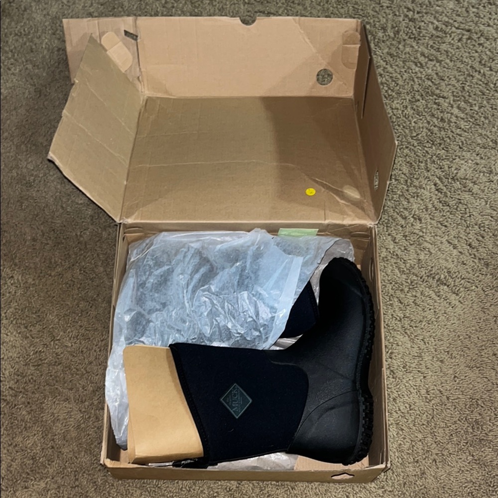 Women’s muck boots